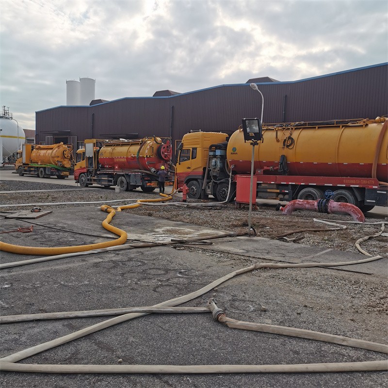 合川污水池清理